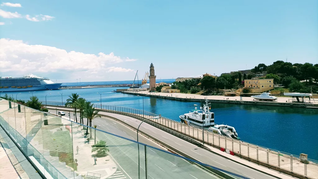 Spanien